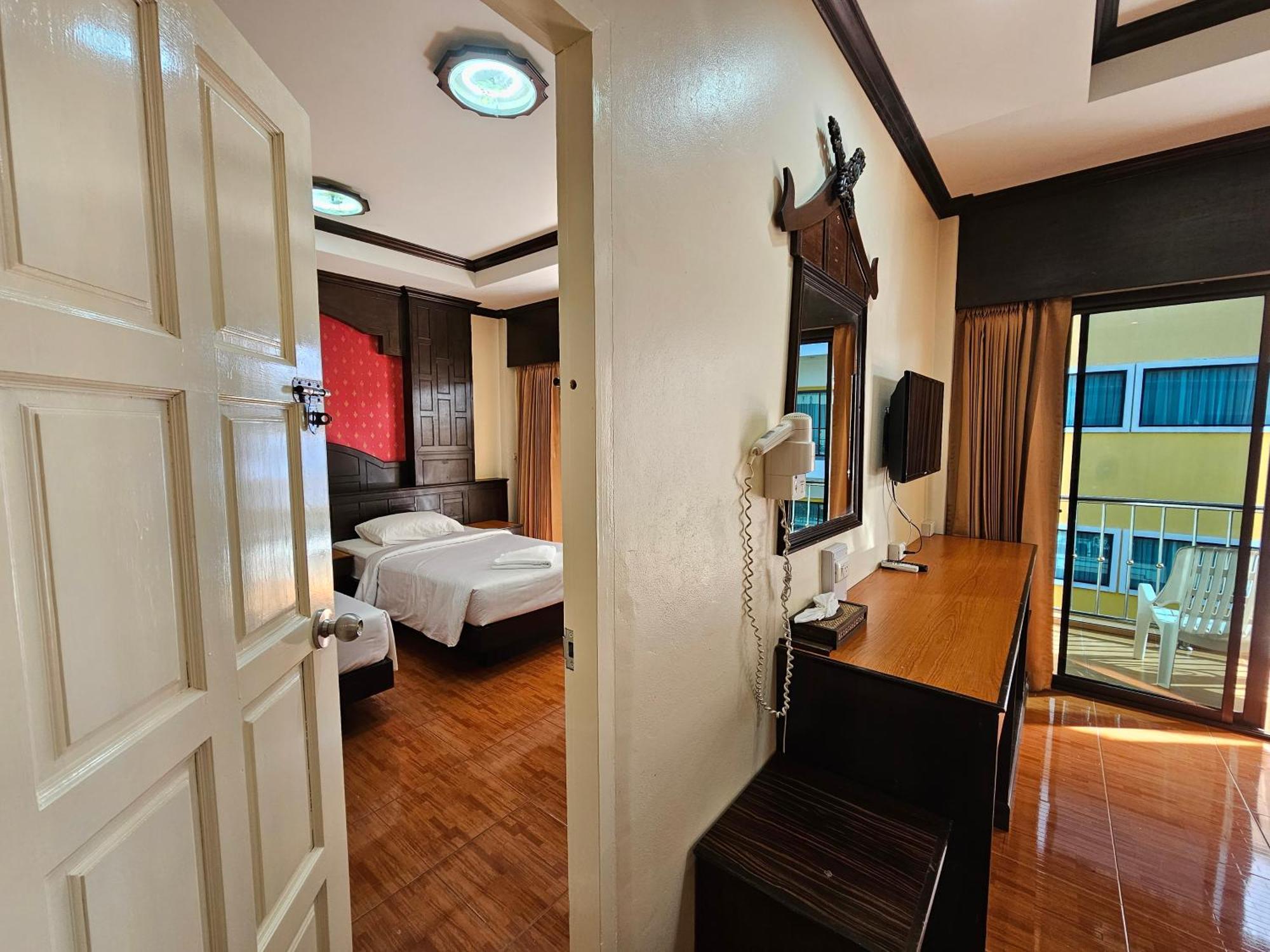 Nanai 2 Residence Patong Phuket Zewnętrze zdjęcie